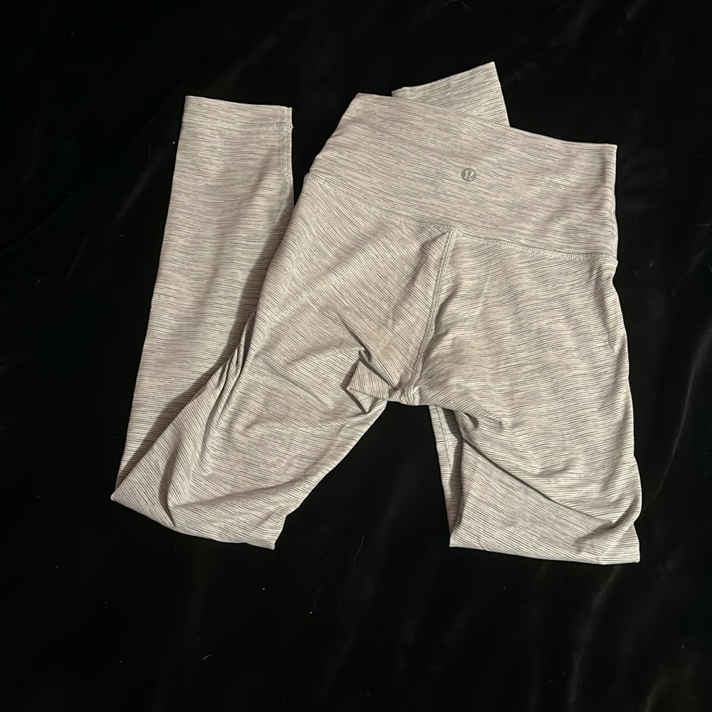 lulu lemon size 0